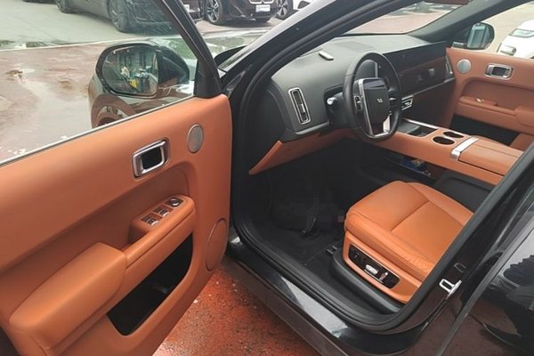 Li Auto L8 2023, 75500 км, за 30830 USD - фото 24