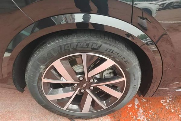 Li Auto L8 2023, 75500 км, за 30830 USD - фото 16
