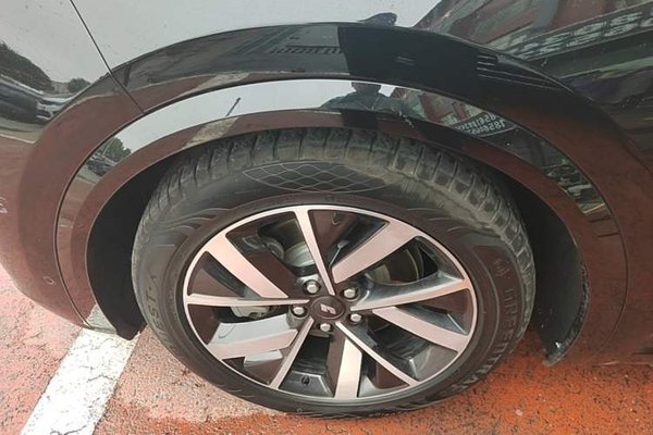 Li Auto L8 2023, 75500 км, за 30830 USD - фото 8