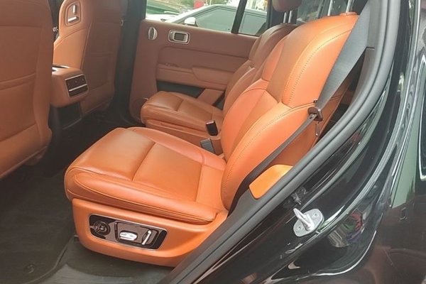 Li Auto L8 2023, 75500 км, за 30830 USD - фото 25