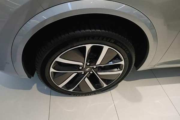 Li Auto L8 2023, 58900 км, за 33402 USD - фото 13