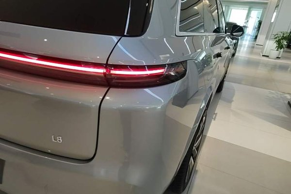 Li Auto L8 2023, 58900 км, за 33402 USD - фото 12