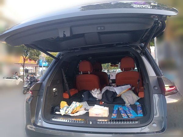 Li Auto L8 2023, 64000 км, за 31236 USD - фото 10