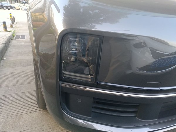 Li Auto L8 2023, 64000 км, за 31236 USD