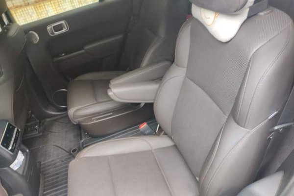 Li Auto L8 2023, 79100 км, за 30399 USD - фото 18