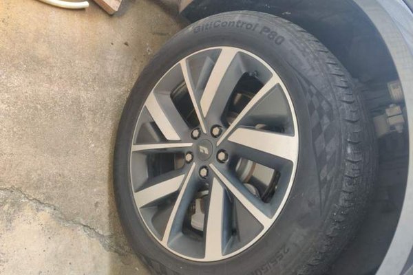 Li Auto L8 2023, 79100 км, за 30399 USD - фото 8