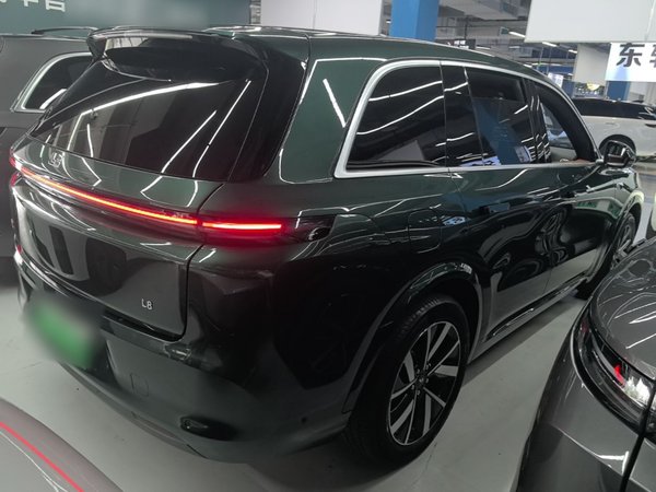 Li Auto L8 2023, 45300 км, за 34326 USD - фото 6