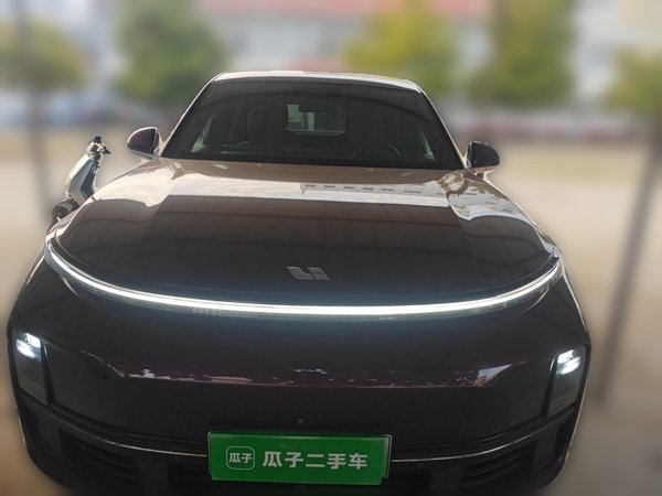 Li Auto L8 2023, 103000 км, за 27269 USD