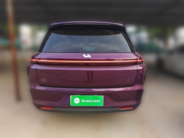 Li Auto L8 2023, 103000 км, за 27269 USD