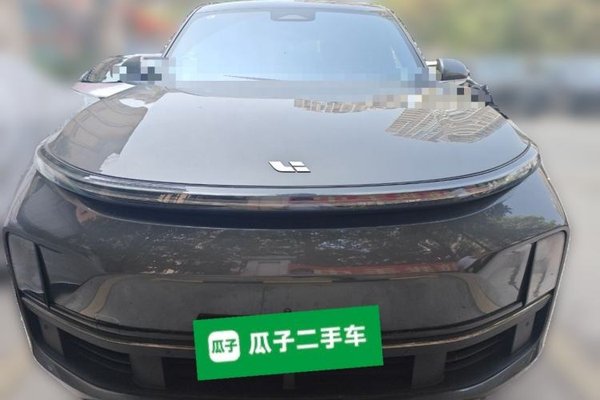 Li Auto L8 2023, 31400 км, за 34933 USD
