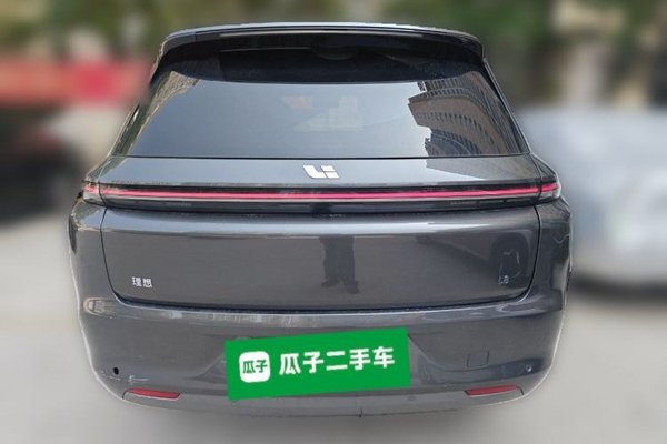 Li Auto L8 2023, 31400 км, за 34933 USD