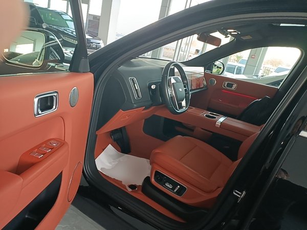 Li Auto L8 2024, 17900 км, за 37276 USD - фото 19