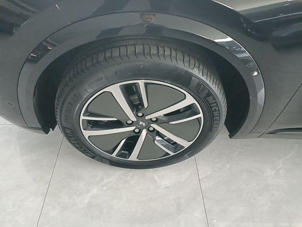 Li Auto L8 2024, 17900 км, за 37276 USD - фото 8