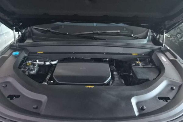 Li Auto L8 2024, 22500 км, за 35281 USD - фото 24