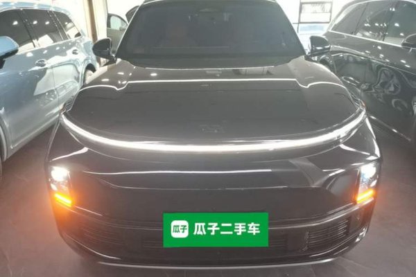 Li Auto L8 2024, 22500 км, за 35281 USD