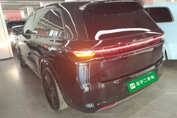 Li Auto L8 2024, 22500 км, за 35281 USD