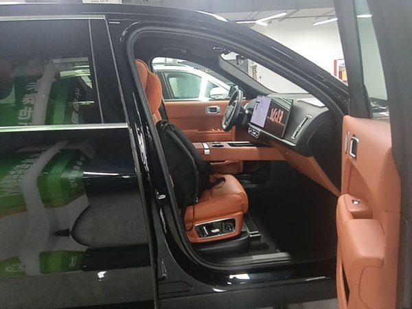 Li Auto L8 2024, 28800 км, за 36842 USD - фото 23