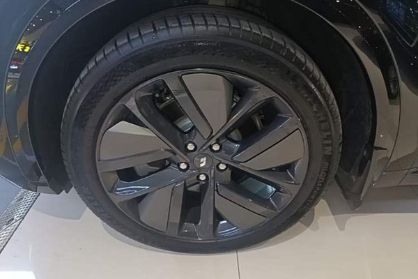 Li Auto L8 2024, 44400 км, за 39941 USD - фото 10