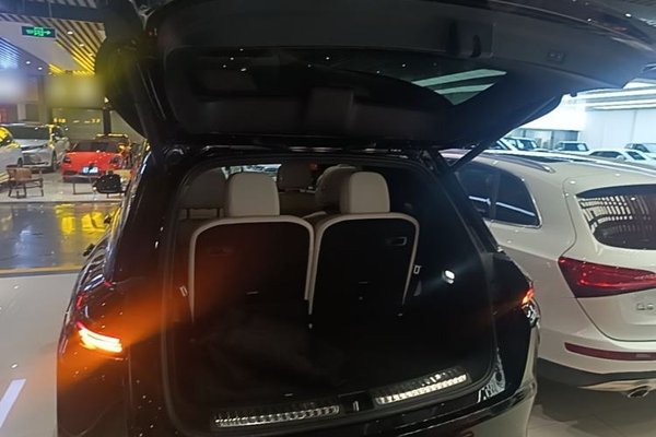 Li Auto L8 2024, 44400 км, за 39941 USD - фото 22