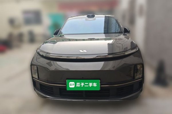 Li Auto L8 2024, 14400 км, за 39393 USD