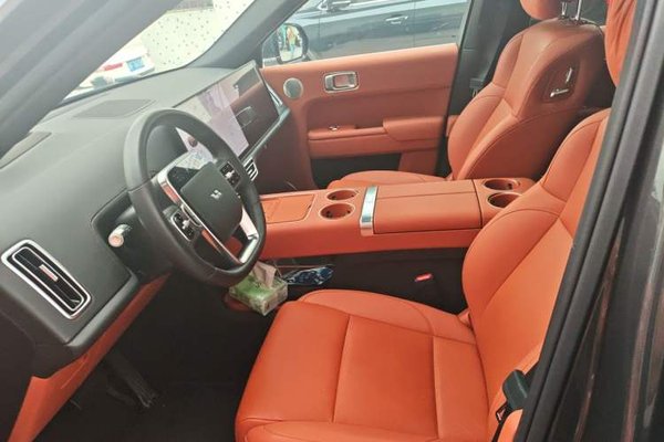 Li Auto L8 2024, 14400 км, за 39393 USD - фото 12