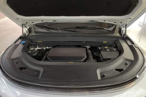 Li Auto L8 2025, 6800 км, за 45393 USD - фото 21