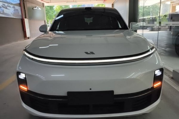 Li Auto L8 2025, 6800 км, за 45393 USD - фото 25