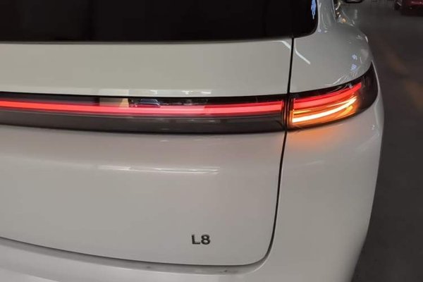 Li Auto L8 2025, 6800 км, за 45393 USD - фото 6