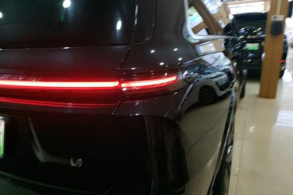Li Auto L9 2022, за 38043 USD - фото 7