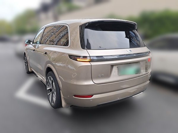 Li Auto L9 2022, 86000 км, за 33978 USD