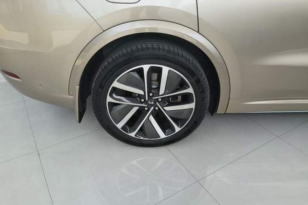 Li Auto L9 2022, 86300 км, за 36560 USD - фото 11