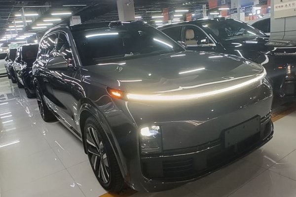Li Auto L9 2022, 81300 км, за 36997 USD