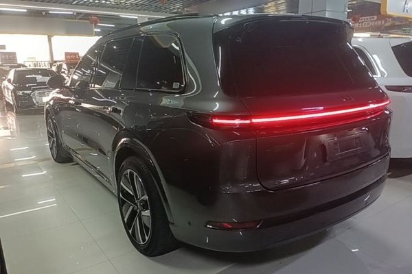 Li Auto L9 2022, 81300 км, за 36997 USD