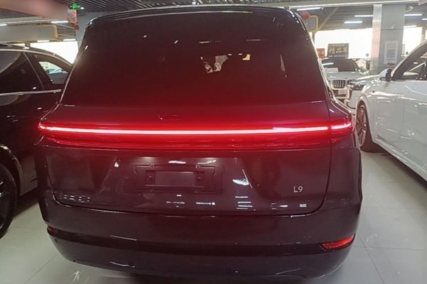 Li Auto L9 2022, 81300 км, за 36997 USD