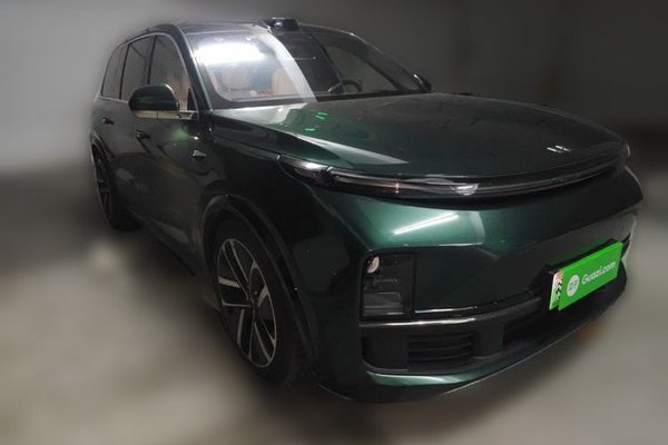 Li Auto L9 2022, 35000 км, за 42805 USD