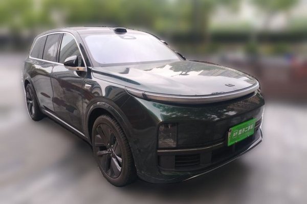 Li Auto L9 2022, 69800 км, за 35285 USD