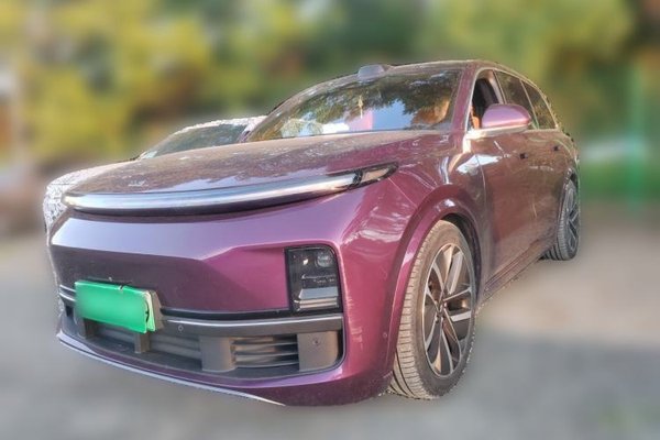 Li Auto L9 · 2022 год