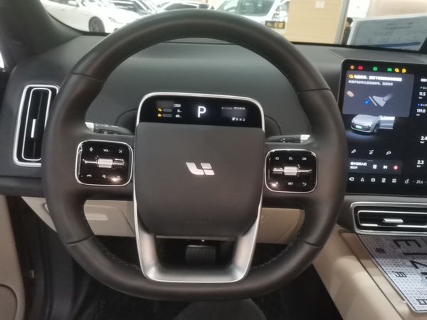 Li Auto L9 2022, 17000 км, за 41779 USD - фото 14