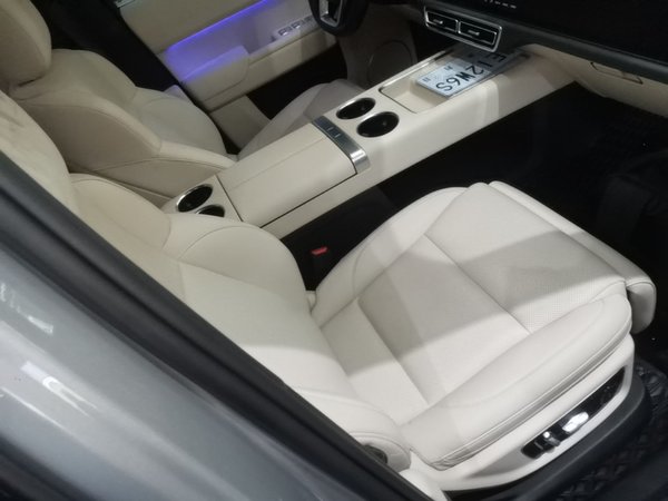 Li Auto L9 2022, 17000 км, за 41779 USD - фото 23