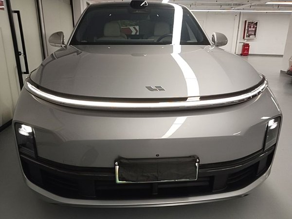 Li Auto L9 2022, 46400 км, за 40171 USD