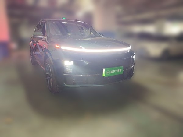 Li Auto L9 2023, 72100 км, за 36468 USD