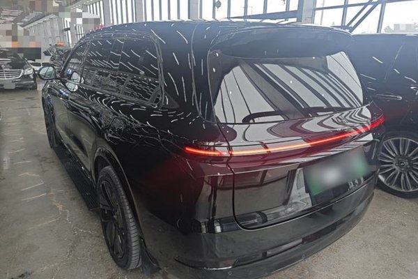 Li Auto L9 2024, 26300 км, за 48266 USD