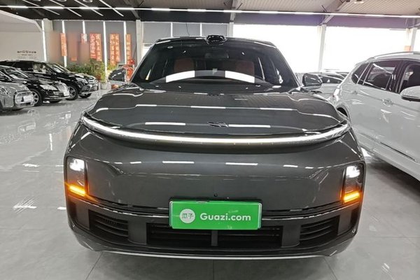 Li Auto L9 2024, за 46370 USD