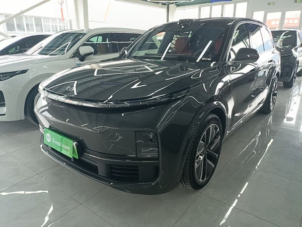 Li Auto L9 · 2024 год
