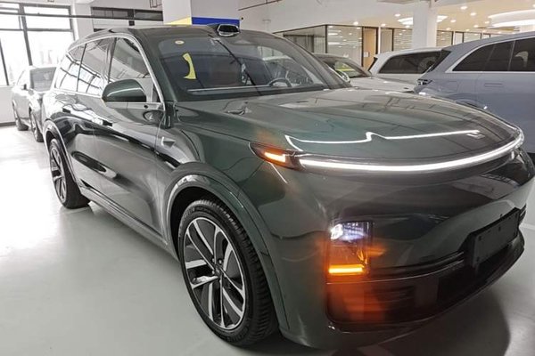 Li Auto L9 2024, 29700 км, за 47029 USD