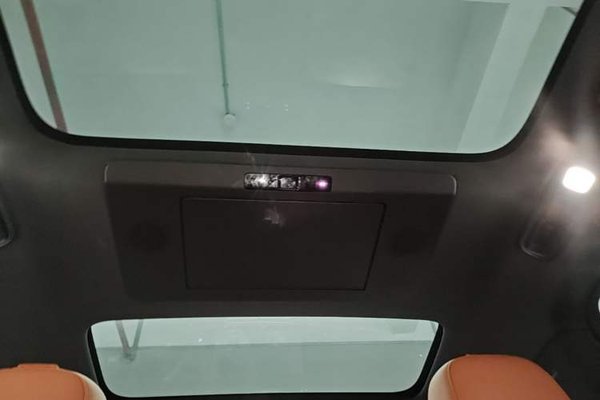 Li Auto L9 2024, 29700 км, за 47029 USD