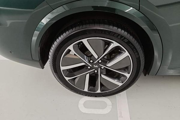 Li Auto L9 2024, 29700 км, за 47029 USD - фото 13