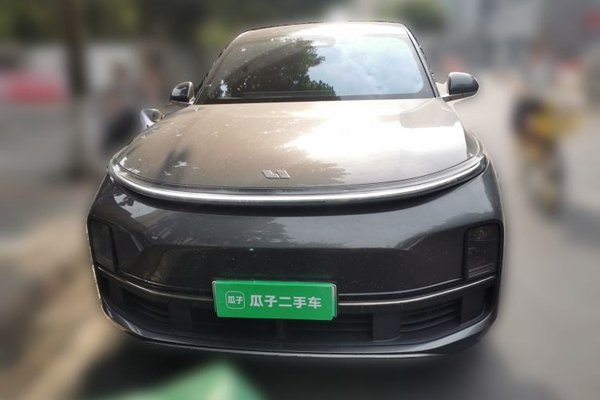 Li Auto L9 2024, за 45494 USD