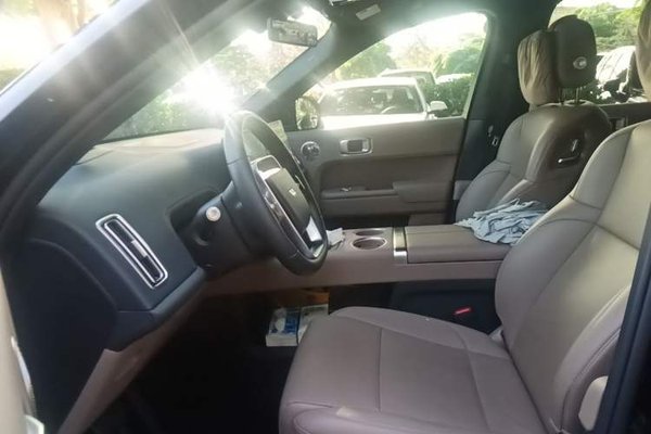 Li Auto L9 2025, 10300 км, за 50207 USD - фото 15