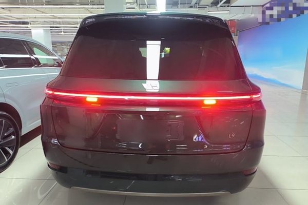Li Auto L9 2025, 4100 км, за 53442 USD